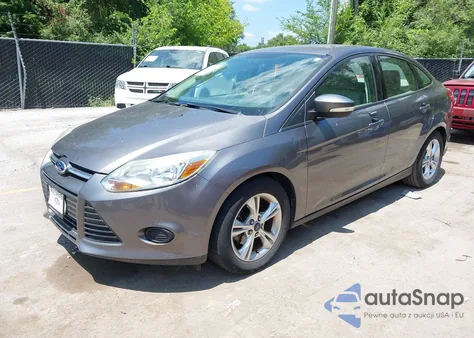 2014 Ford Focus Se z USA, uszkodzony, nr VIN 1FADP3F2XEL184284
